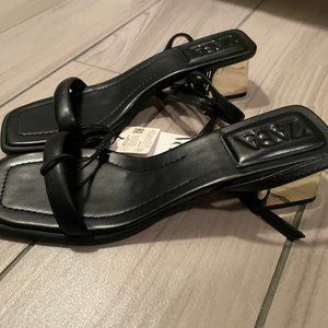 Leather Sandals with metallic low heel